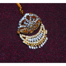 Bor Diamond Maang Tikka